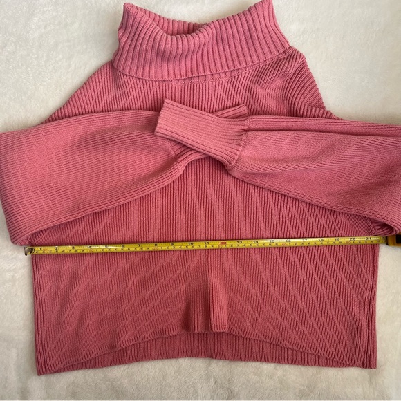 wild fable Pink Women's Cropped Turtleneck Sweater - Picture 3 of 5